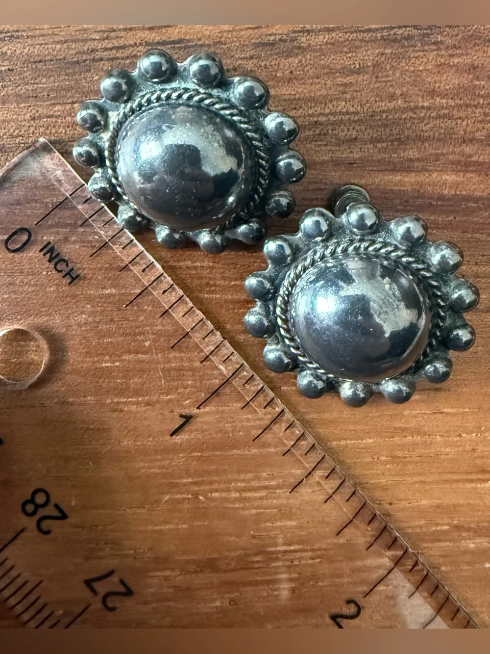 Vintage Sterling Sunburst Dome Screw On Earrings 9g